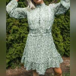 Ivy City Co Brynley Dress in Green